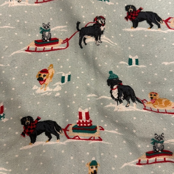 Lot of 2 winter pjs with adorable prints! Sz 6 - Picture 6 of 7